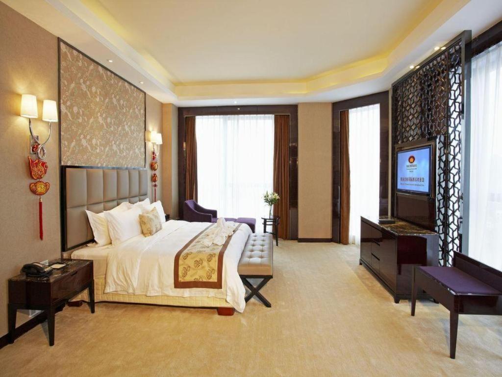 Eurasia Convention International Hotel Wu-chan Exteriér fotografie